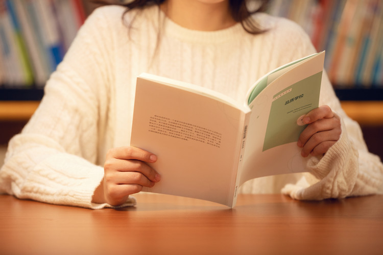 深入探讨铁路货运管理专业的课程与职业前景 - 铁路货运管理专业相关图片